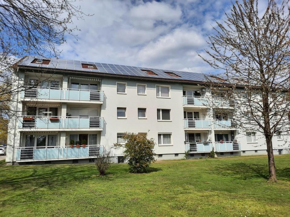 Thumbnail-Bei VIVAWEST die Sonnenstrahlen auf dem eigenen Balkon genießen.