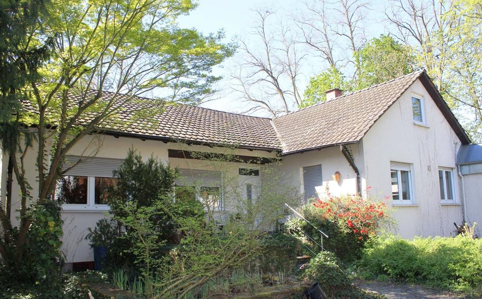 Thumbnail-EFH im Grüngürtel von Germersheim mit viel Potenzial