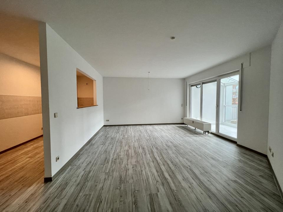 Thumbnail-attraktive 3 Raum Wohnung mit Wintergarten + Balkon +++TOP+++ Wohnpark Markkleeberg