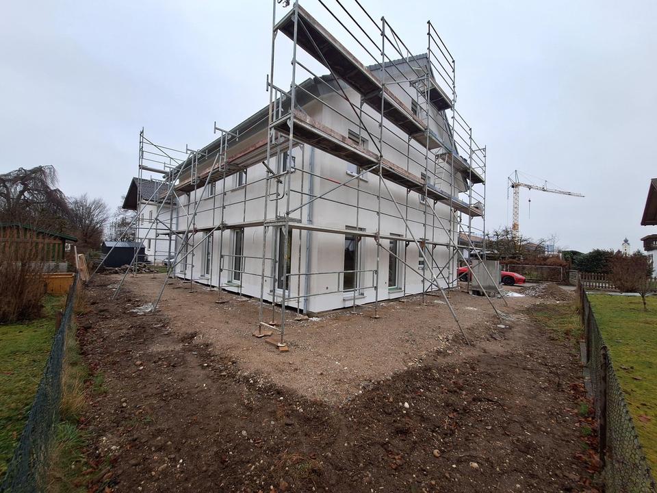 Thumbnail-Erstbezug gehobene DHH mit S-Bahn-Nähe, fußläufig zum Bahnhof, top Anbindung nach München