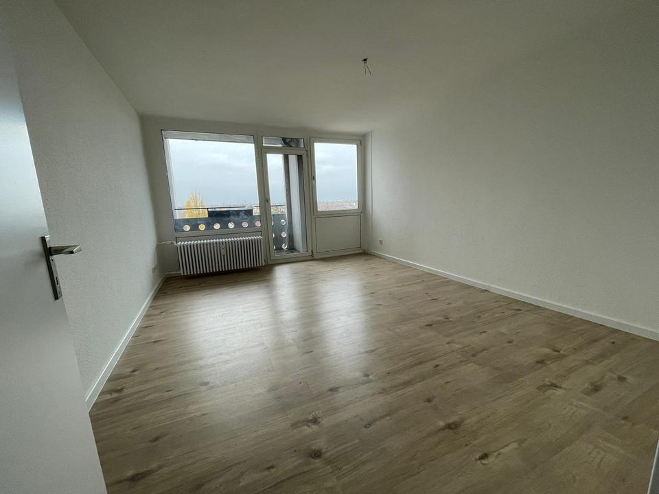 Thumbnail-Düsseldorf-Lichtenbroich: Sehr helle 1-Zimmer-Wohnung (30 m²) mit