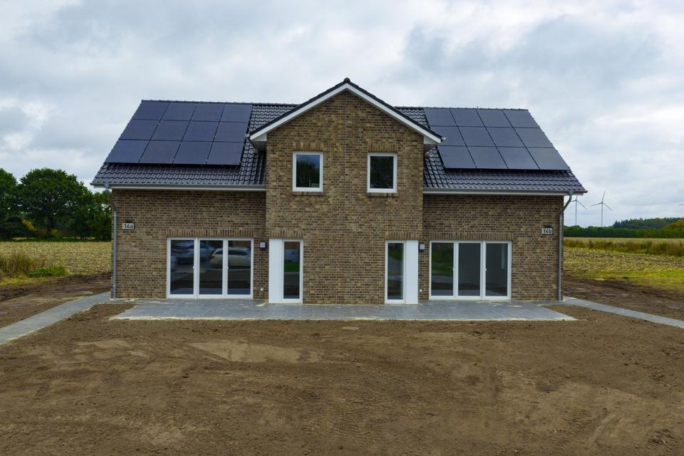 Thumbnail-NEUBAU DOPPELHAUSHÄLFTE – Provisionsfrei, KfW-förderfähig EH40