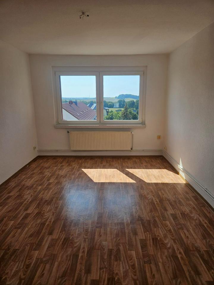 Thumbnail-Helle 2-Raum-Wohnung mit Blick ins Grüne