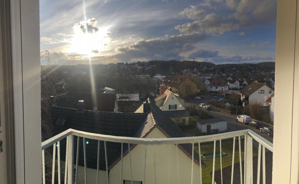 Thumbnail-Charmante 2 Zimmer DG- Wohnung für Single