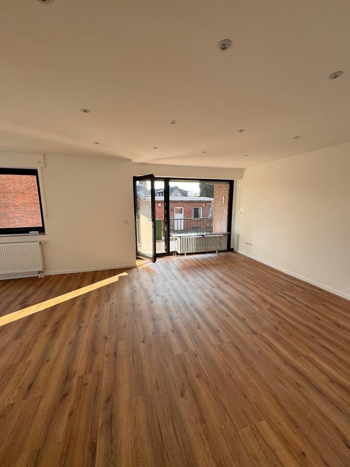 Thumbnail-Modernisierte 3,5 Zimmer Erdgeschosswohnung, mit Garten