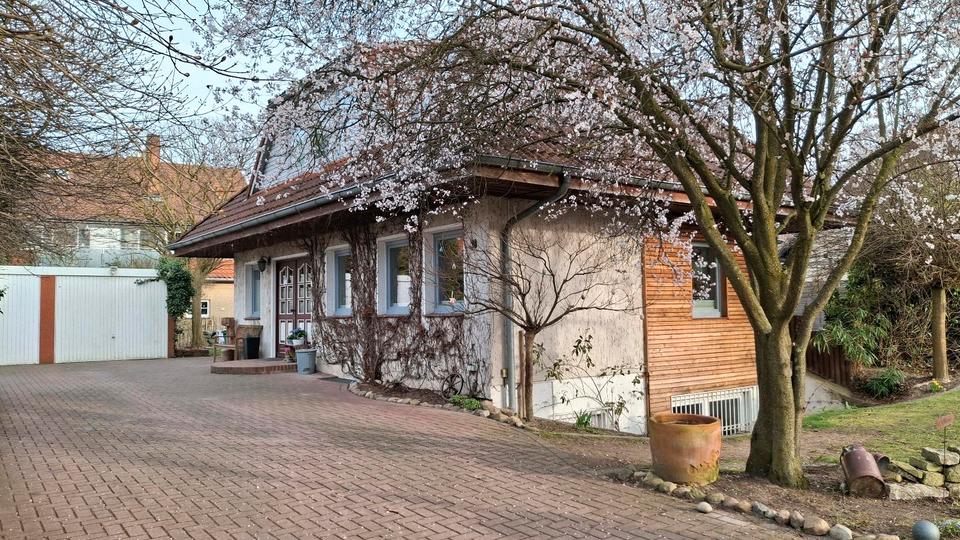 Thumbnail-Freistehendes Familienhaus mit Garten und Sauna, 182 m²