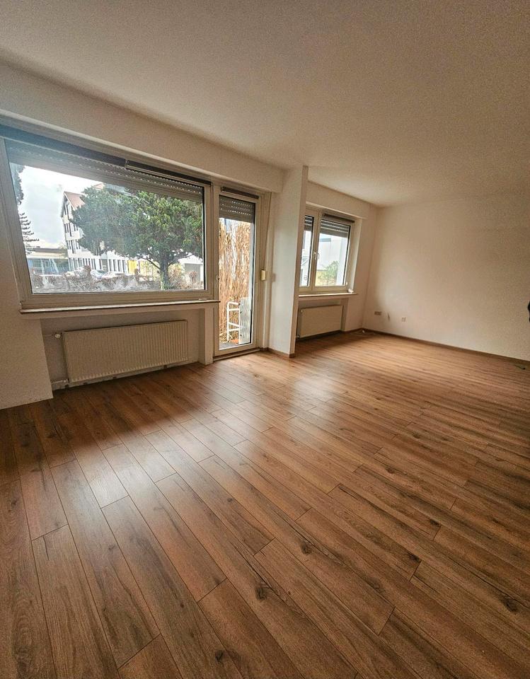 Thumbnail-Große 2 Zimmer Wohnung in Köln Sürth