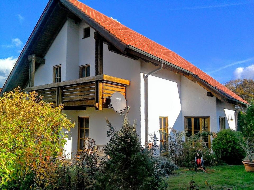 Thumbnail-großzügiges Einfamilienhaus in 97490 Poppenhausen