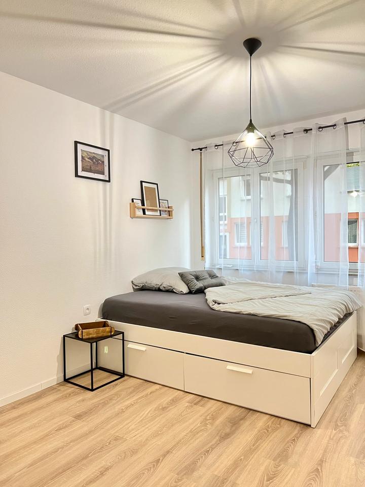 Thumbnail-Möbliertes WG-Zimmer in Stuttgart-Bad Cannstatt