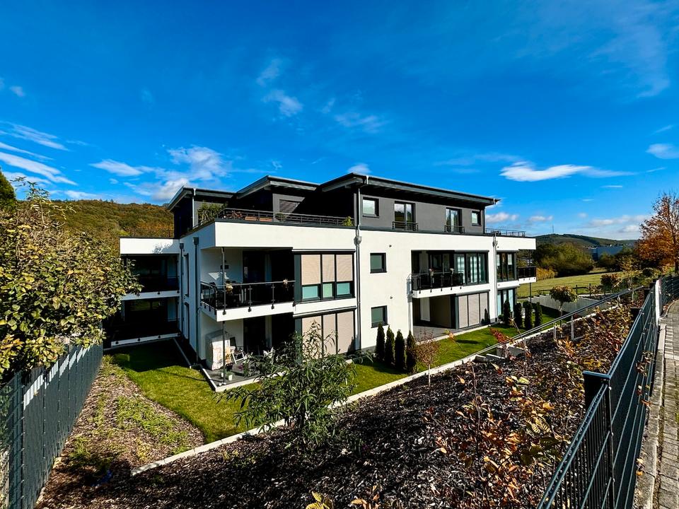 Thumbnail-Erstbezug: Moderne 3-Zimmer-Wohnung mit Loggia in ruhiger Lage