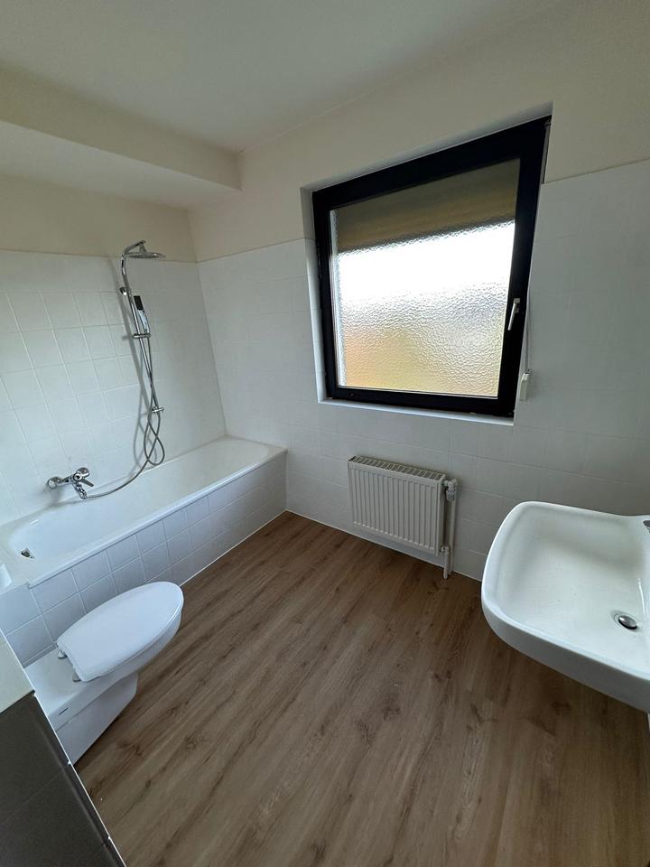 Thumbnail-Charmante Wohnung 120 m² mit Garten in Essen-Leithe