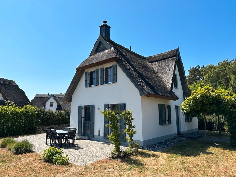 Thumbnail-Ferienhaus auf Rügen – strandnah, mit Sauna & Kamin