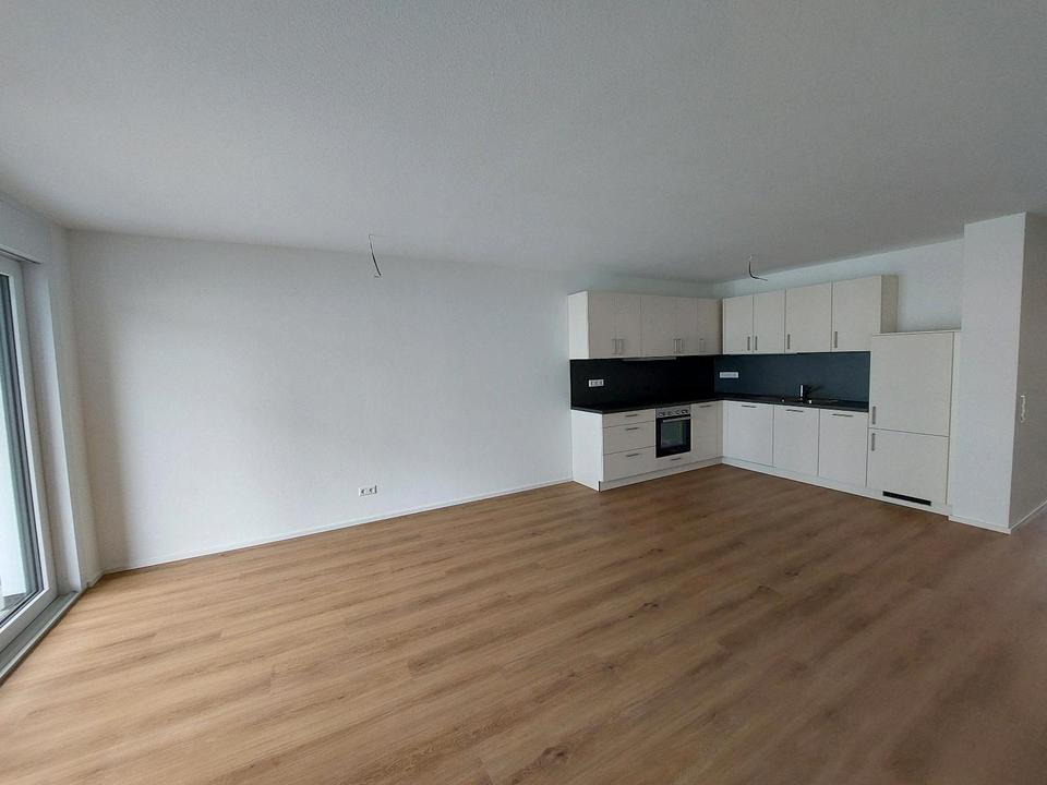 Thumbnail-Attraktive 2-Zimmer Wohnung mit 2 Tiefgaragenstellplätze