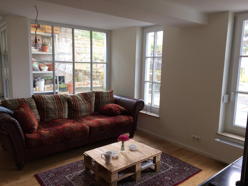 Thumbnail-Helle 3-Zimmerwohnung im Grünen mit EBK, unmöbliert