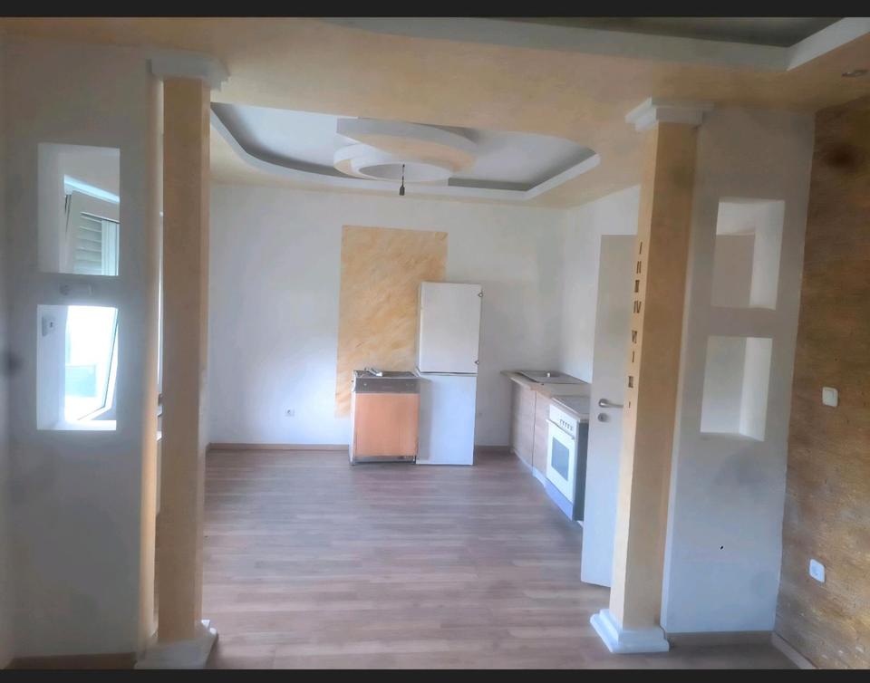 Thumbnail-Schöne helle drei Zimmer Wohnung