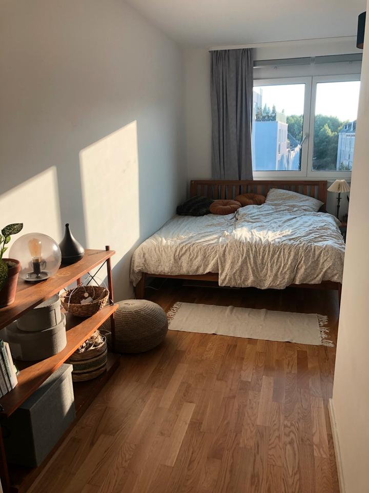 Thumbnail-Helles Zimmer in moderner Wohnung in Altona