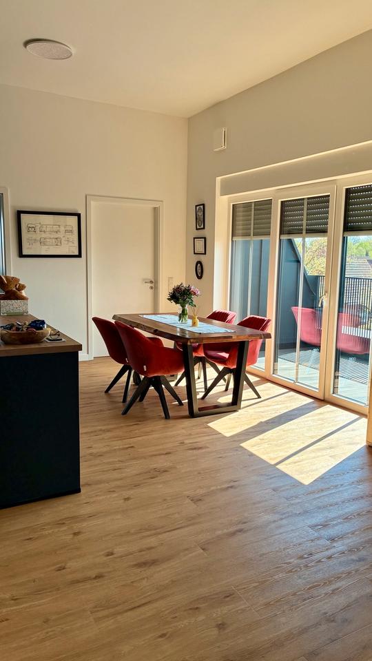 Thumbnail-Neubauwohnung 100 m² | 4 ZKB | Loggia | Klima | Stellplatz