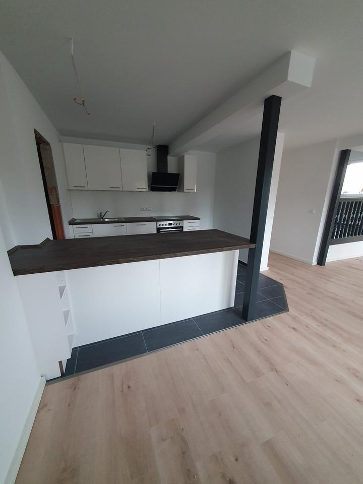 Thumbnail-5 Zimmer Wohnung mit Terrasse und Garten