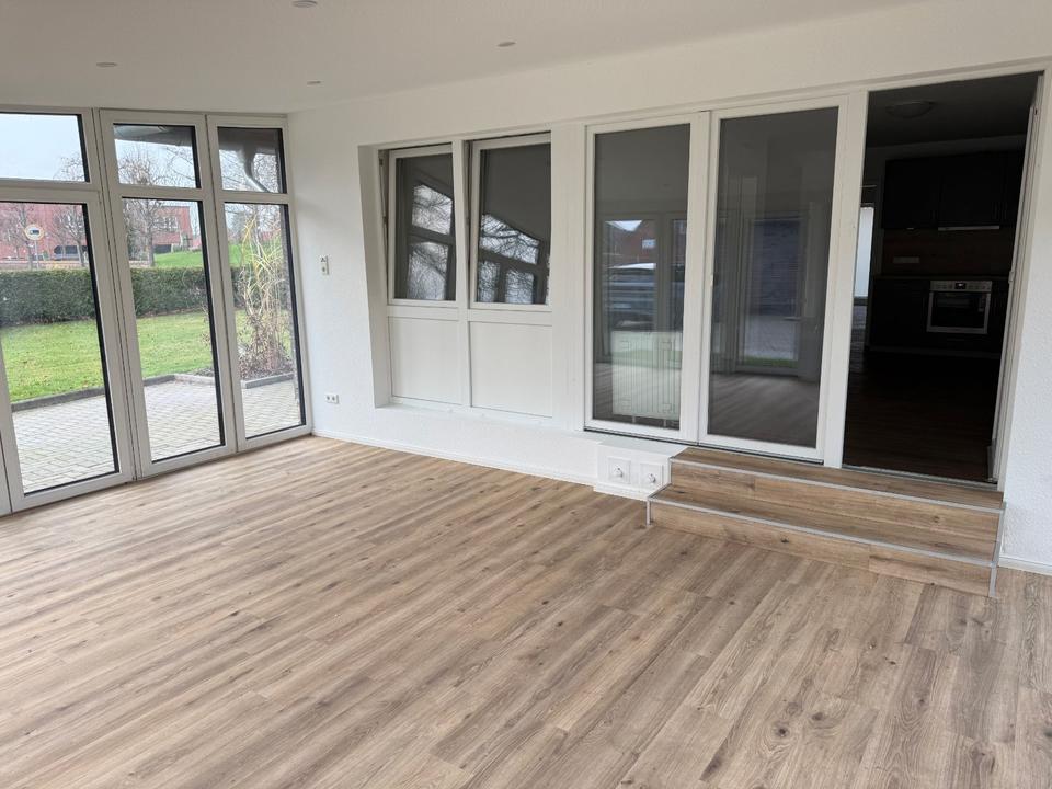 Thumbnail-5-Zimmer-EG-Wohnung in zentraler Lage von Hage