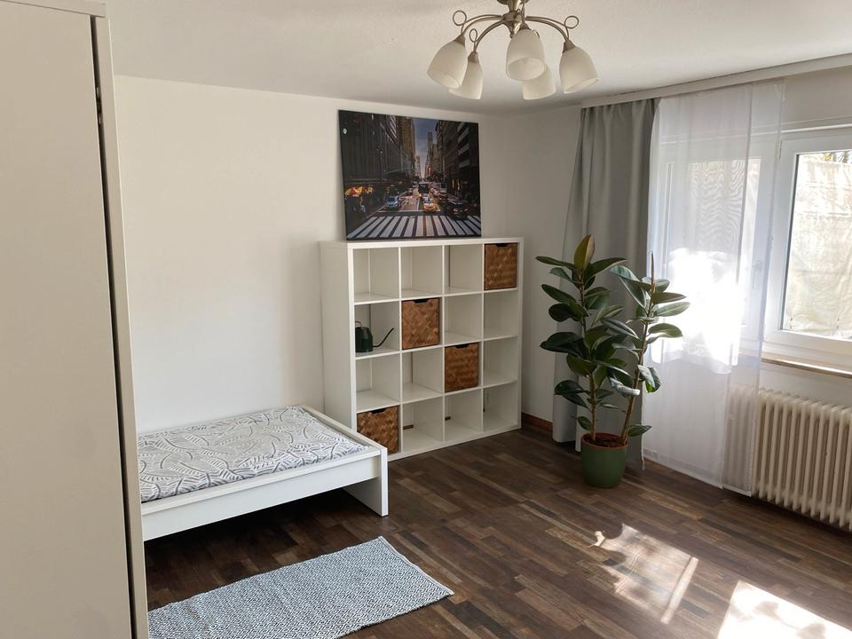 Thumbnail-Schönes WG Zimmer in Uni Nähe