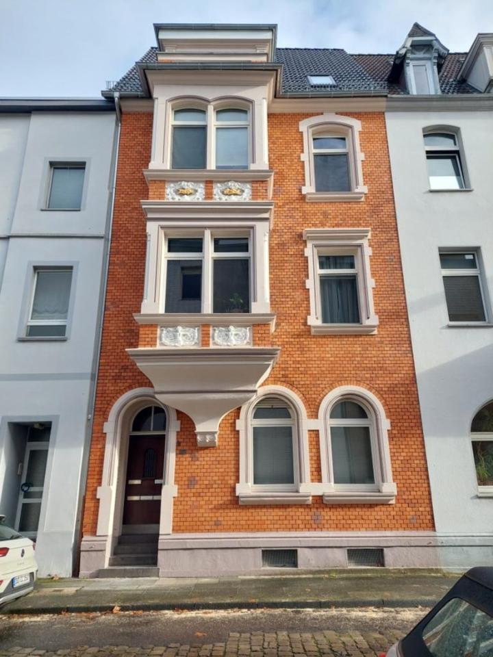 Thumbnail-Dachgeschosswohnung in Gründerzeithaus in Duisburg-Duissern