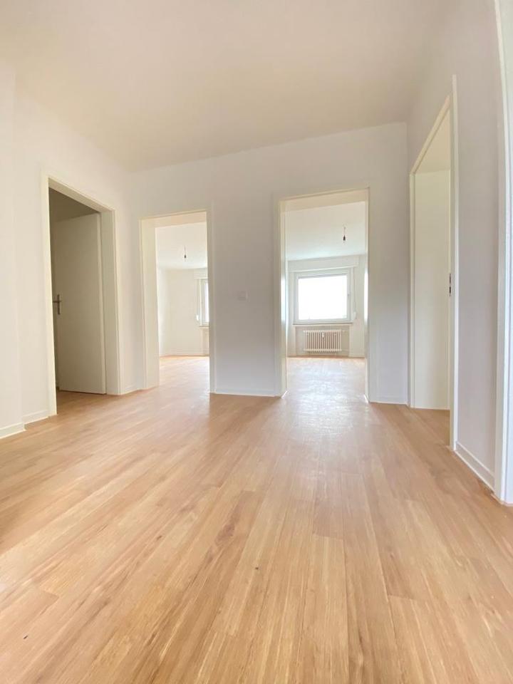Thumbnail-*** ERSTBEZUG NACH SANIERUNG *** Sehr helle 3-Zimmer-Wohnung *** Zentrale Lage in Marl-Drewer ***