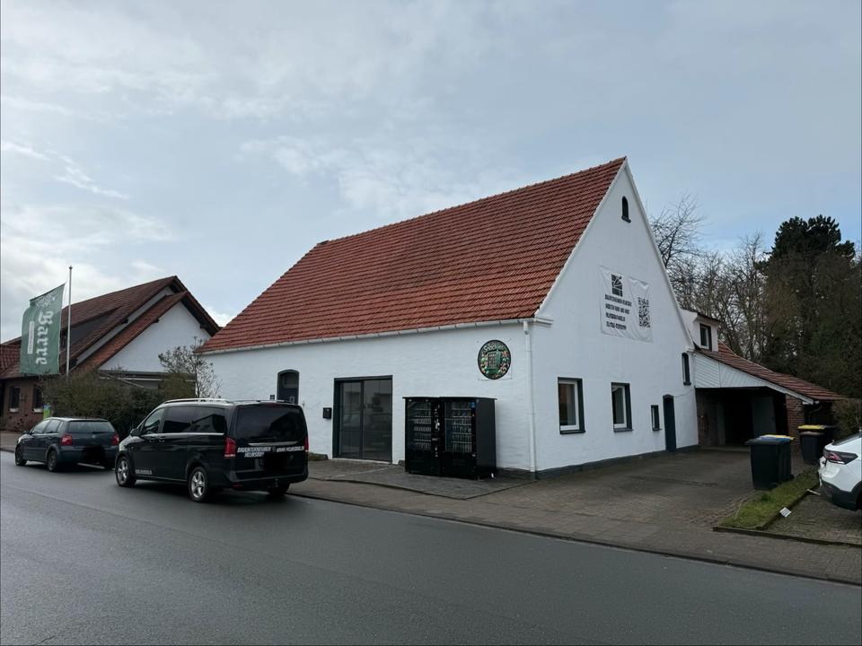 Thumbnail-Zentrale Doppelhaushälfte mit Carport und Garten