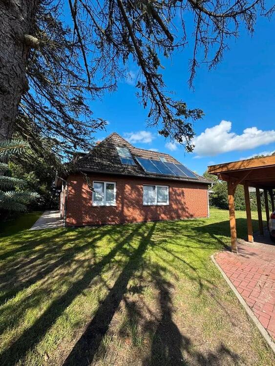 Thumbnail-Einfamilienhaus in Elm, mit Einliegerwohnung; vermietet