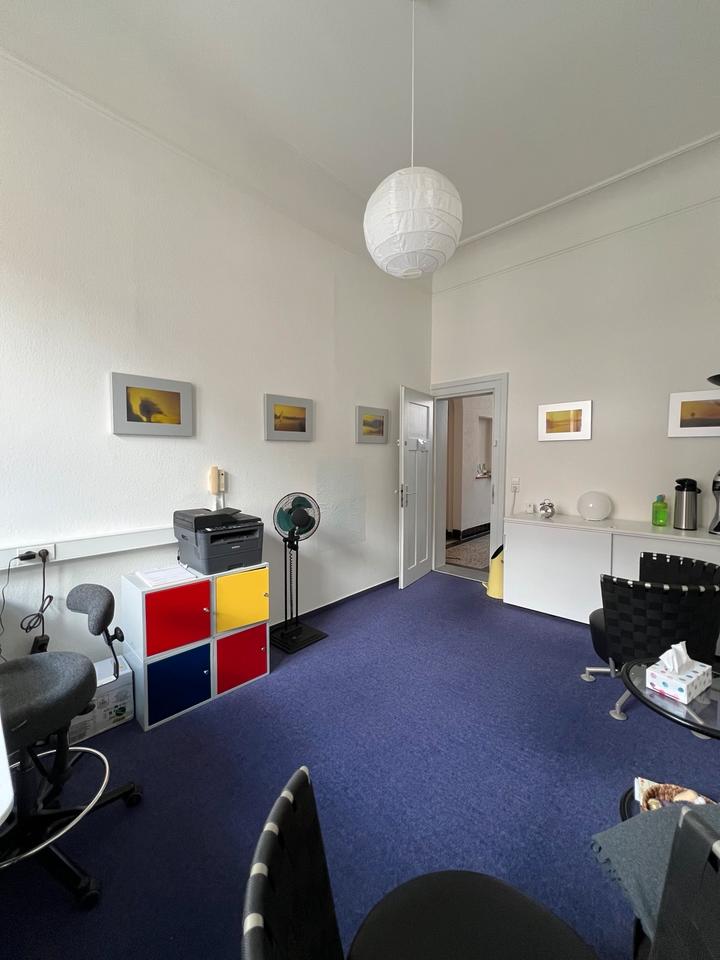 Thumbnail-Praxisraum möbliert tageweise