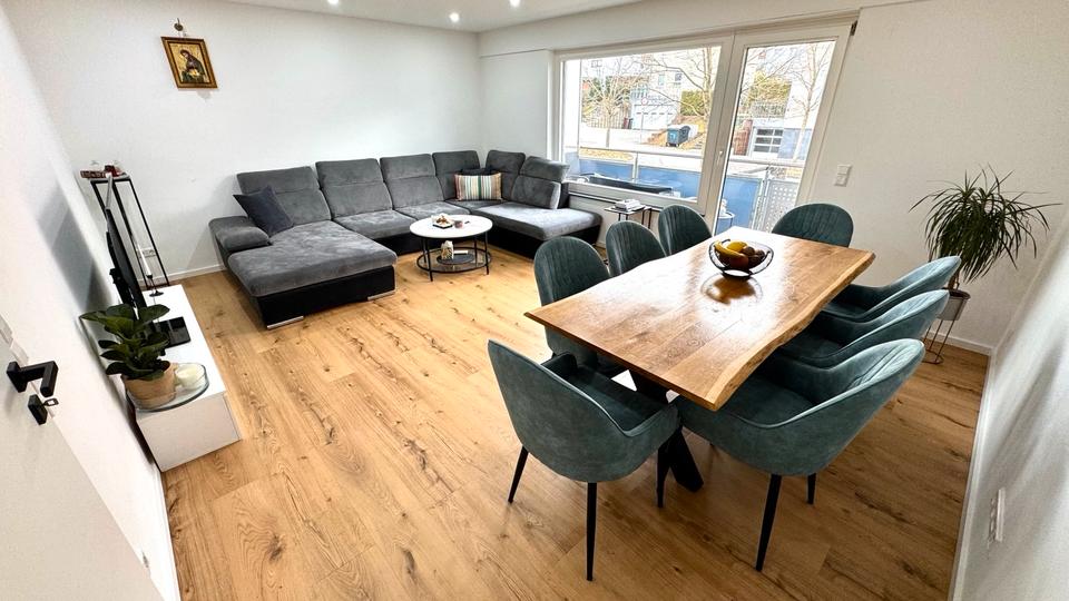 Thumbnail-Kernsanierte 4-Zimmer-Wohnung mit Süd-Balkon in Pfullingen