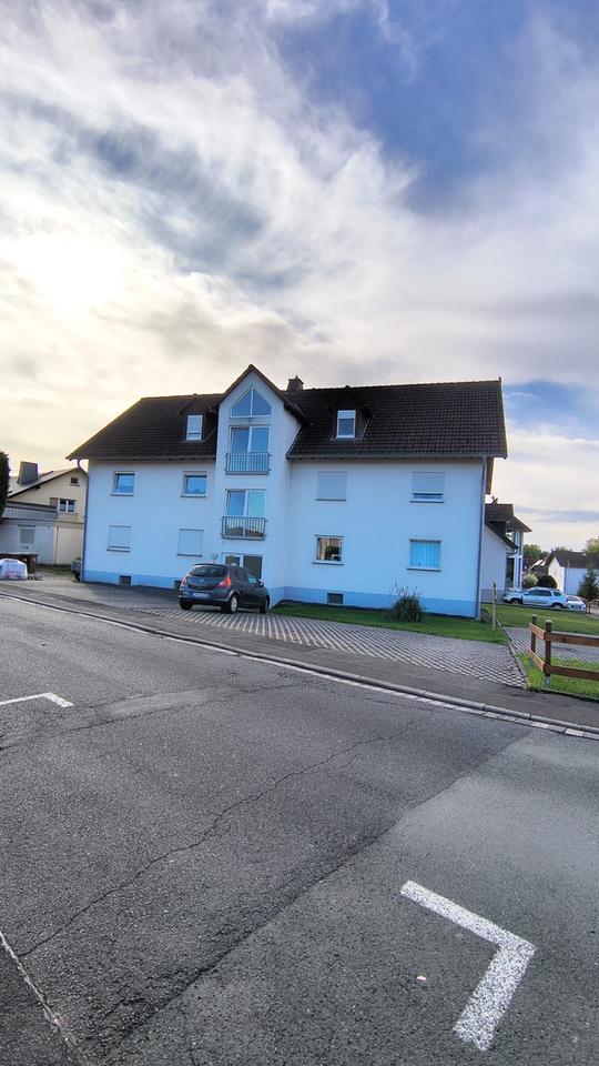 Thumbnail-3-Zimmer, Küche, Bad, Südbalkon in Runkel- Dehrn zu verkaufen.