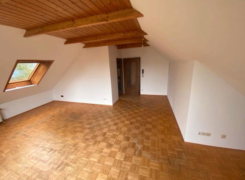 Thumbnail-Helle 3-Zimmer-Dachgeschosswohnung – 70 m² Linden Süd