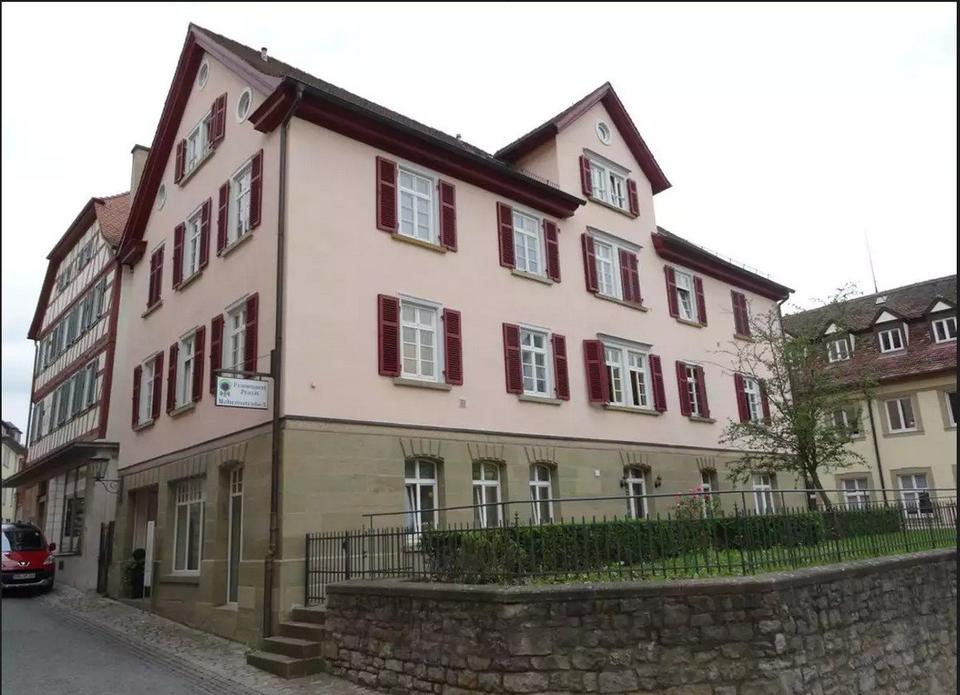 Thumbnail-2 Zimmer DG-Wohnung im Zentrum von Schwäbisch Hall mit EBK