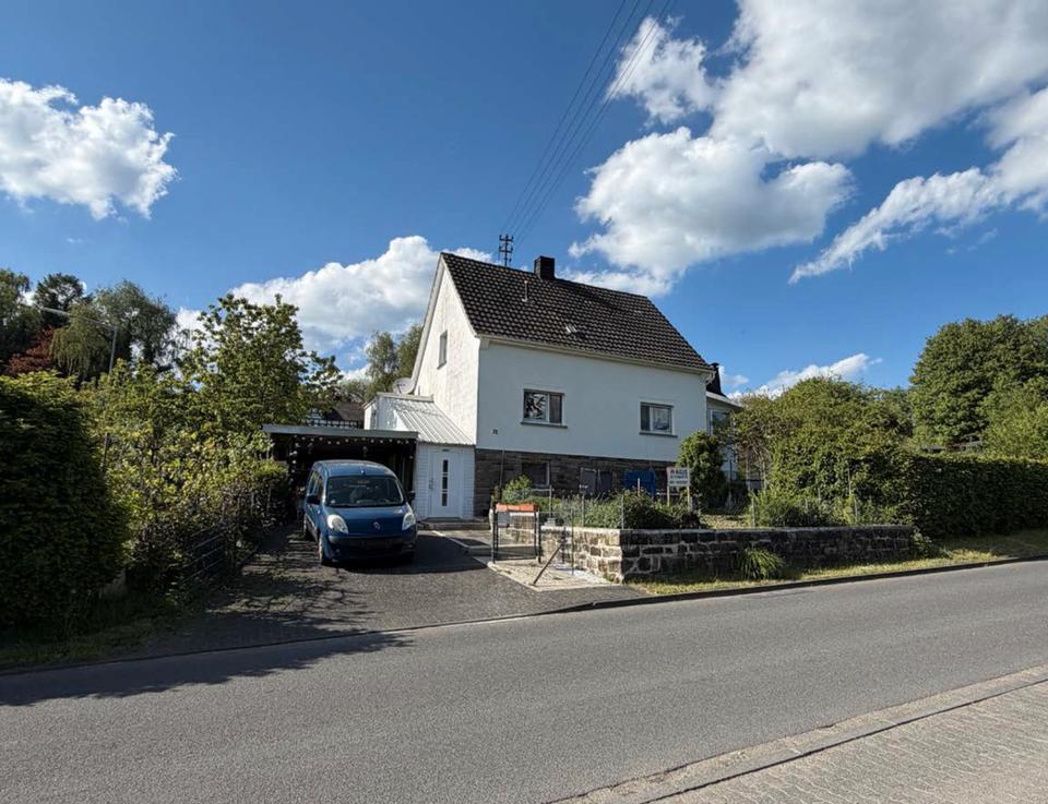 Thumbnail-Freistehendes Einfamilienhaus in 51570 Windeck mit großem Garten