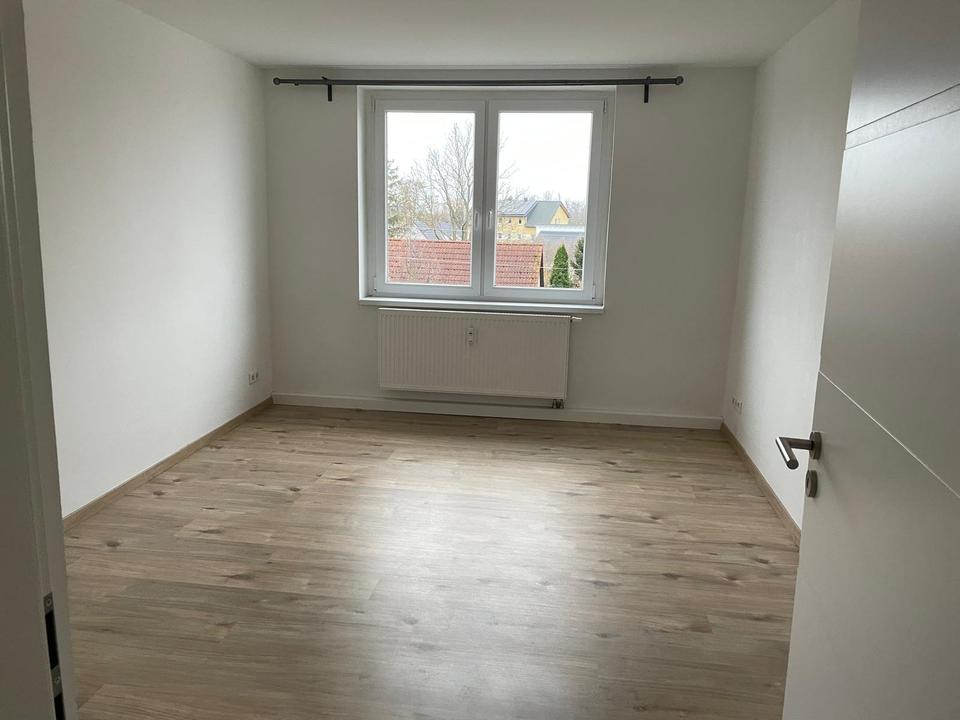 Thumbnail-Wunderschöne 3-Raum-Wohnung mit Balkon und Garage in Halle