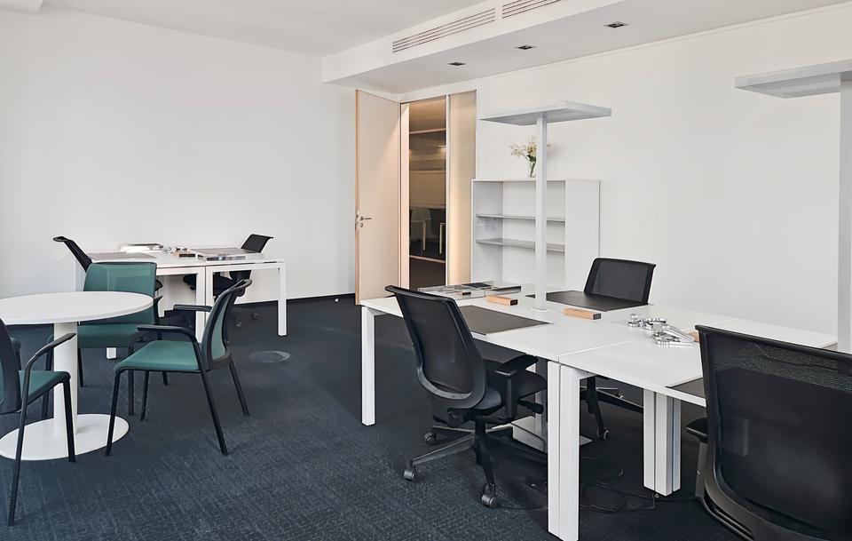 Thumbnail-Privater Büroraum für 5 Person in REGUS Neuer Wall