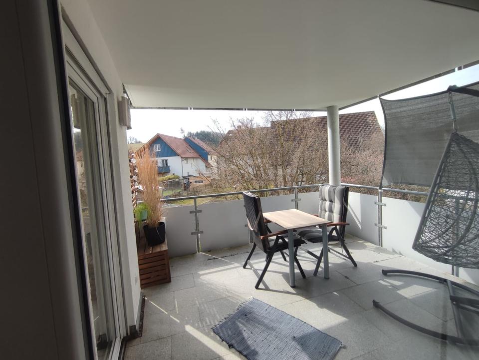 Thumbnail-Sehr schöne 3,5-Zimmer-Wohnung Balkon,EBK, 2 TG-Plätze Sonnenbühl