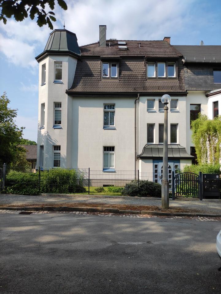 Thumbnail-Mehrfamilienhausvilla mit Nebengebäude, 4 Wohneinheiten, saniert