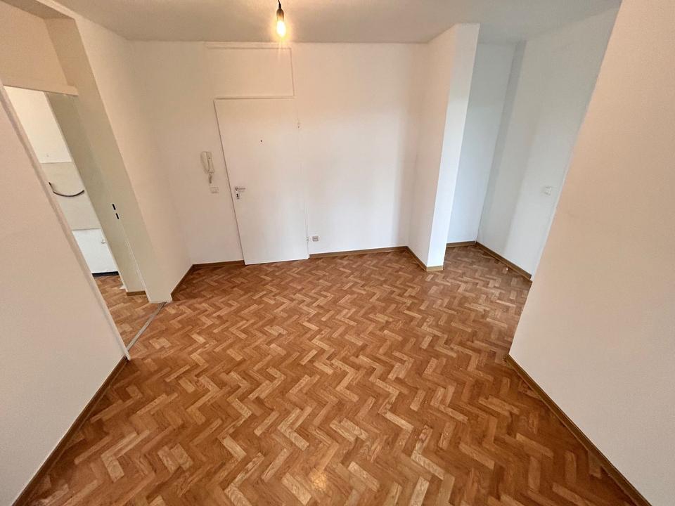 Thumbnail-Charmante 3-Zimmer-Wohnung mit Balkon in Mönchengladbach