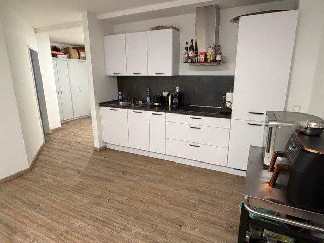 Thumbnail-Große 4-Zimmer Wohnung im Herzen von Opladen