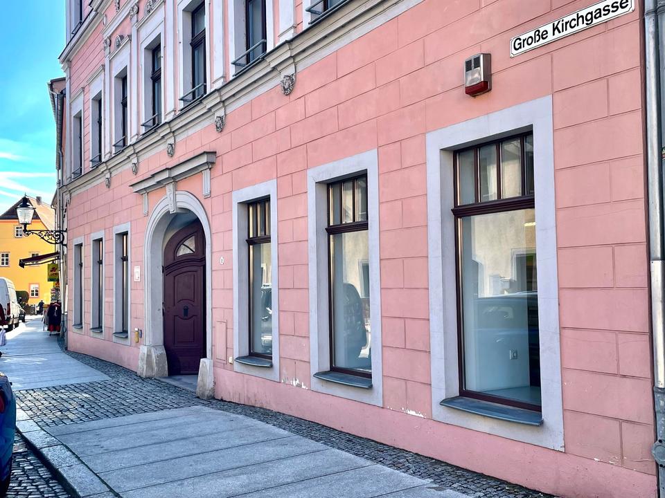Thumbnail-Großes Gewerbe im Zentrum von Oederan, Einzelhandel, Drogerie, Altbauchame, Gewerberäume
