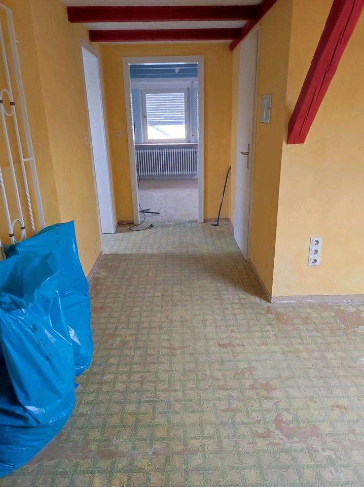 Thumbnail-Ab sofort Wohnung zuVermieten Renovierungsbedurftig