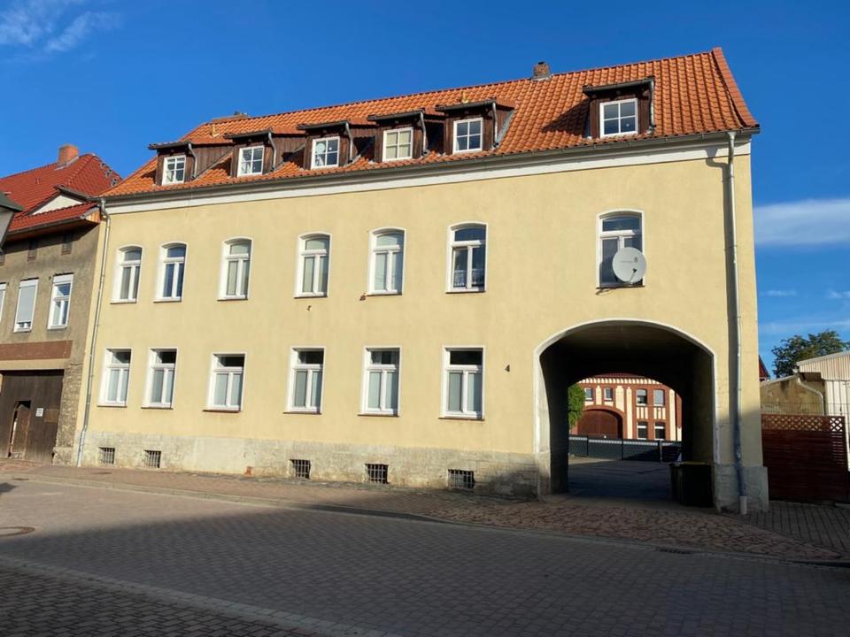 Thumbnail-Helle 3-Raum Wohnung im Dachgeschoss mit Holzbalken in Kroppenstedt !!