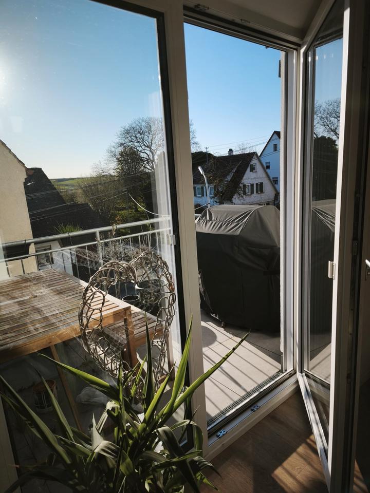 Thumbnail-Vermiete sehr schöne, helle 3,5 Zimmer Maisonettenwohnung