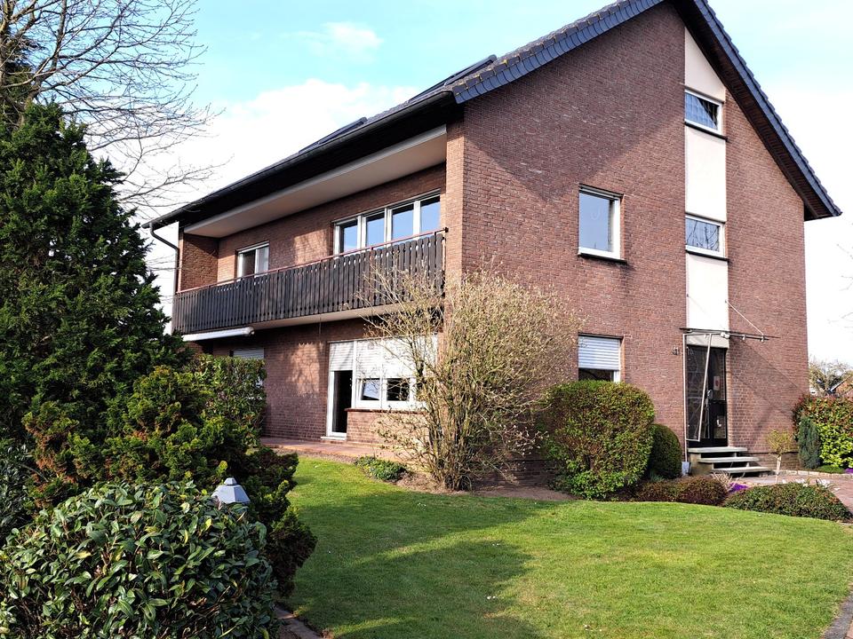 Thumbnail-3 Zimmer DG-Wohnung mit Balkon ab 0126