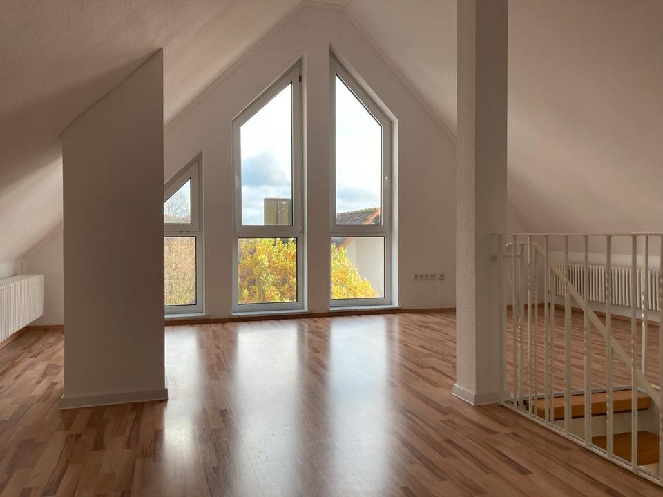 Thumbnail-Helle 3-Zimmer Maisonette Wohnung in Großgründlach