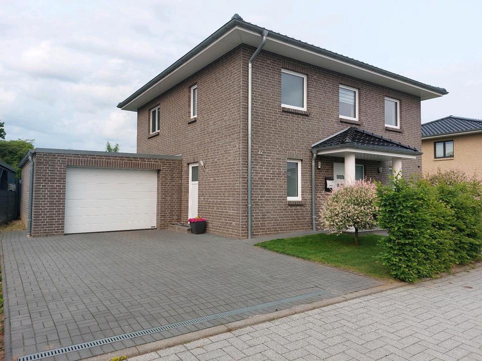 Thumbnail-Einfamilienhaus mit Garage in Schleswig
