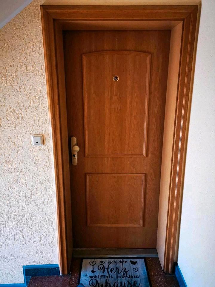 Thumbnail-Schöne 2-Zimmer-Wohnung 62 m2 mit Balkon,Garage-Privat