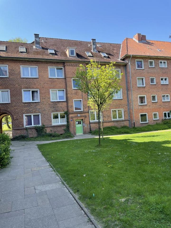 Thumbnail-3,5-Zimmer-Wohnung in Kiel-Gaarden – Charmantes Wohnen mit neuem Bad