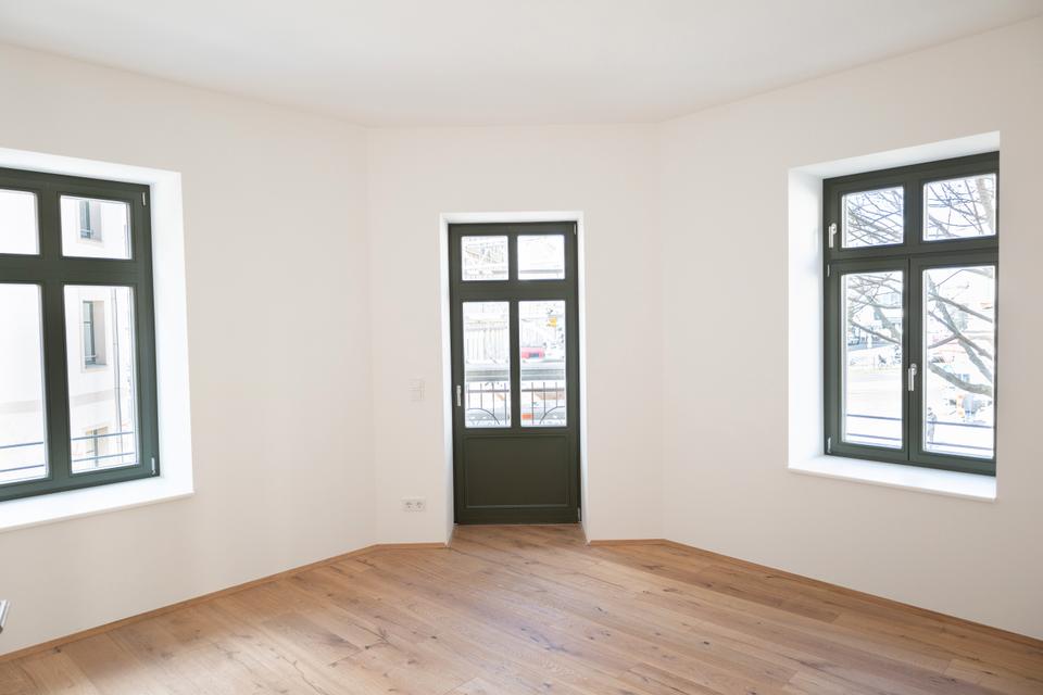 Thumbnail-Erstbezug nach Kernsanierung - Helle 2-Raum-Wohnung mit Balkon & Küche - WE04